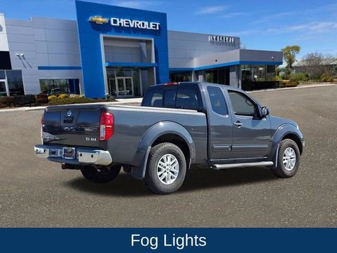 Used 2014 Nissan Frontier SV w/ SV Value Truck Package image 9