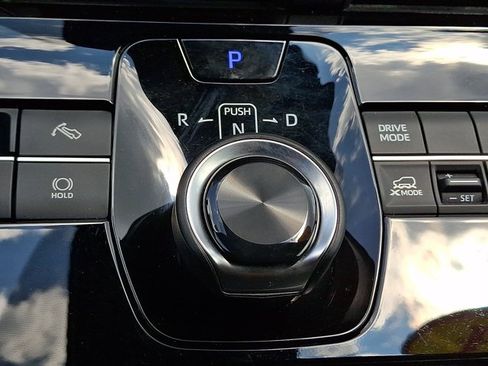 Used 2024 Subaru Solterra AWD/4WD image 14