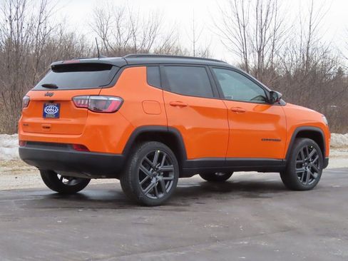 New 2026 Jeep Compass Limited AWD/4WD image 3