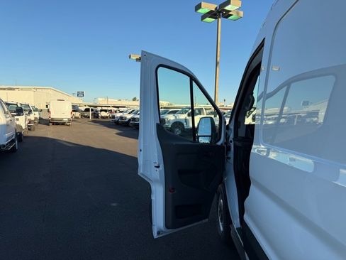 New 2025 Ford Transit 250 148 Medium Roof image 13