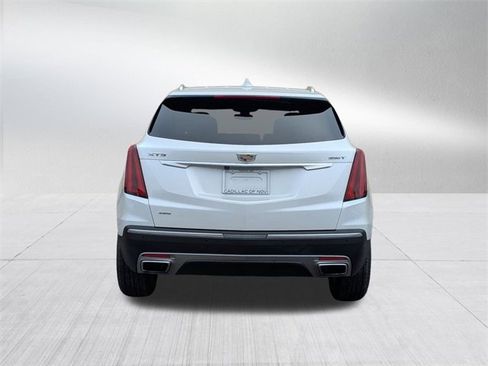 Certified 2023 Cadillac XT5 Premium Luxury image 5