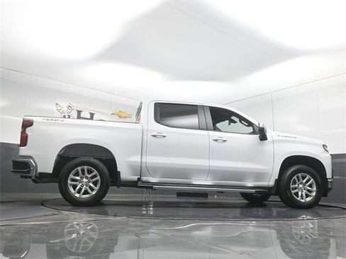 Used 2022 Chevrolet Silverado 1500 LT w/ Safety Package image 51