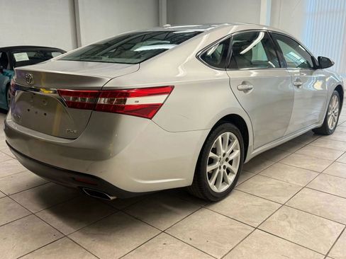 Used 2013 Toyota Avalon XLE Touring FWD image 9