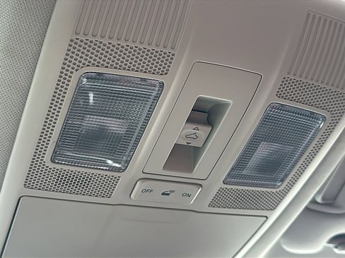 Used 2025 MAZDA CX-5 Carbon Edition image 30