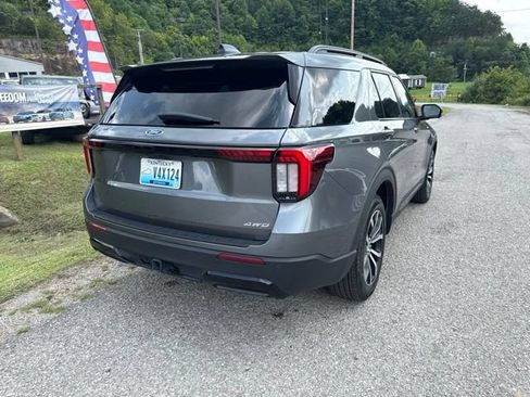 Used 2026 Ford Explorer ST-Line AWD/4WD image 3