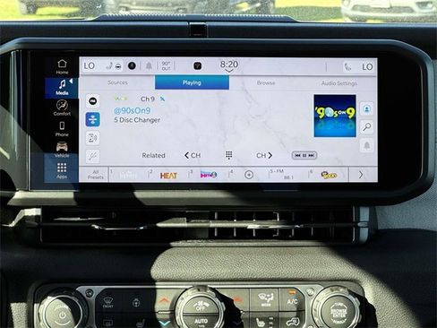 New 2025 Jeep Gladiator Sport image 3