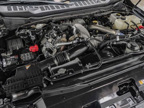 Used 2024 Ford F350 Lariat w/ FX4 Off-Road Package image 59