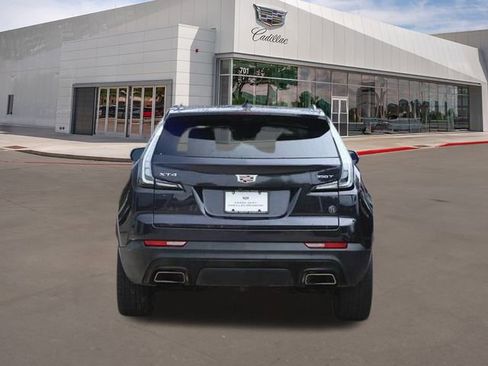 Certified 2022 Cadillac XT4 Sport image 5