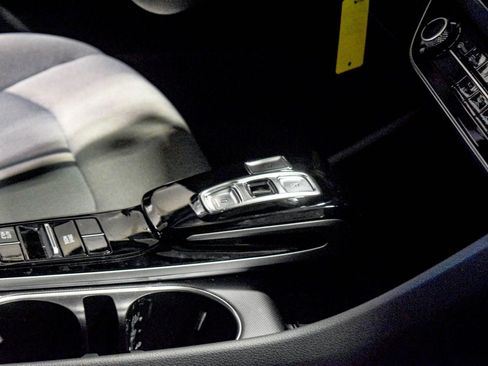 Used 2022 Hyundai Sonata SE FWD image 9