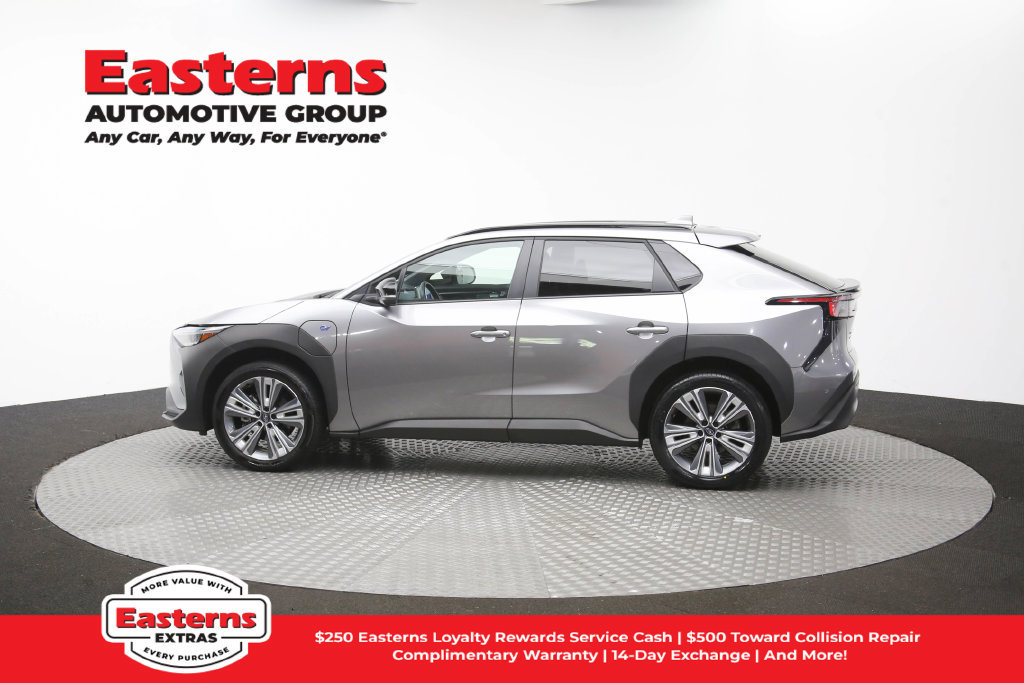 Used 2023 Subaru Solterra AWD image 62