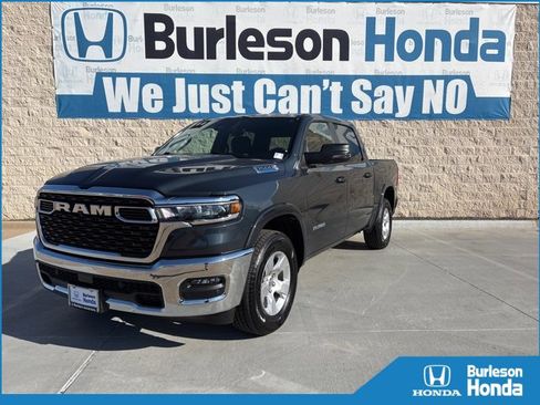 Used 2025 RAM 1500 Big Horn image 1