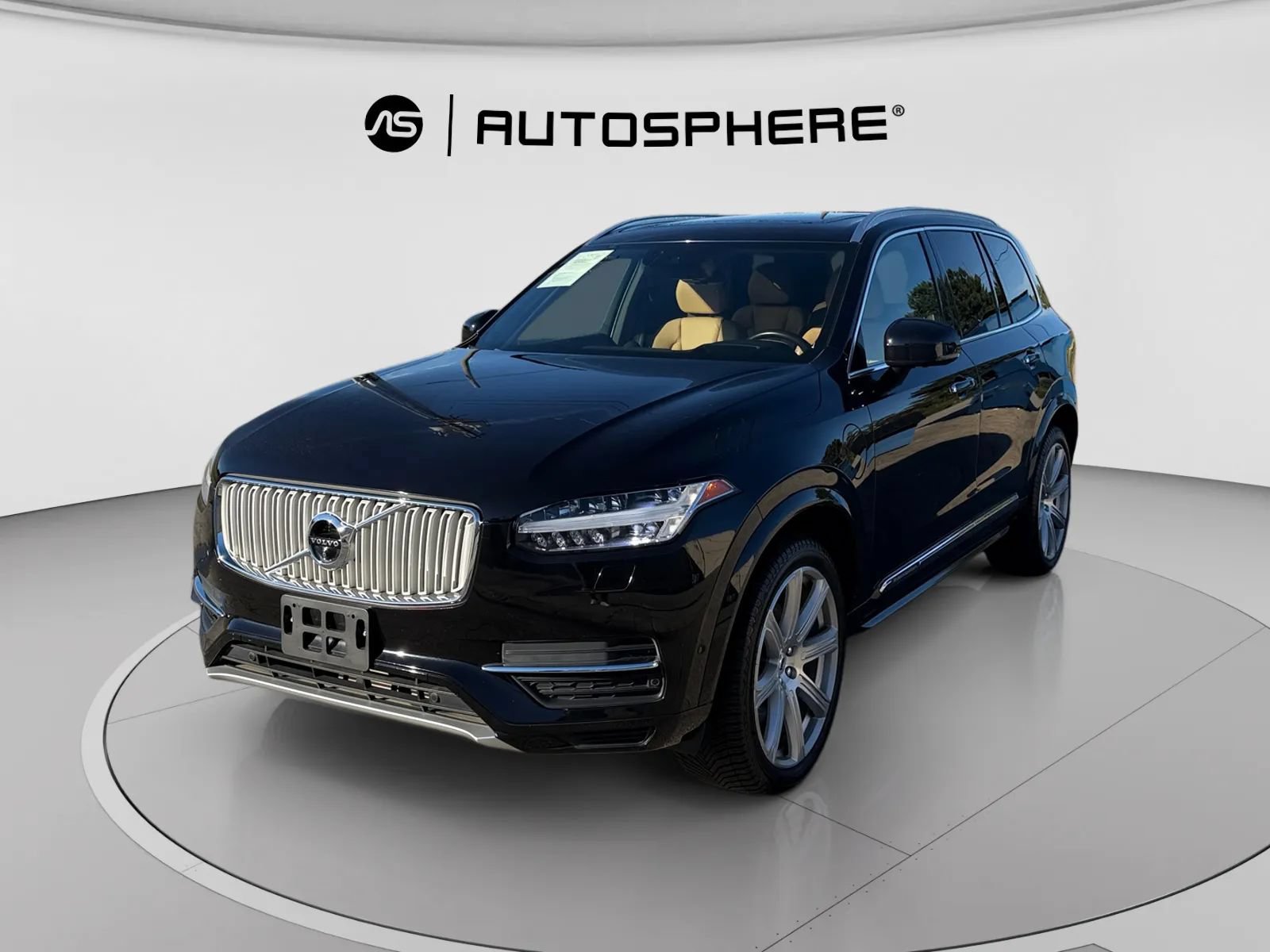 Used 2017 Volvo XC90 T8 Inscription w/ Vision Package AWD/4WD image 3