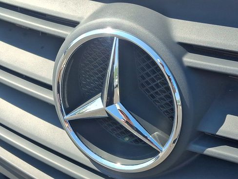 New 2025 Mercedes-Benz Sprinter 2500 image 21