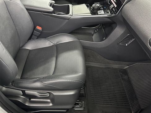 Used 2023 Toyota bZ4X Limited image 42