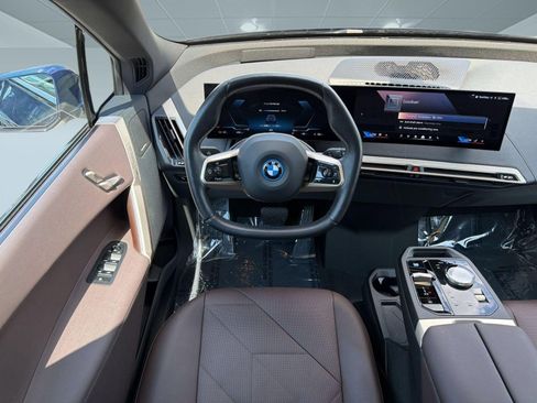 Certified 2024 BMW iX xDrive50 w/ Sport Package AWD/4WD image 29