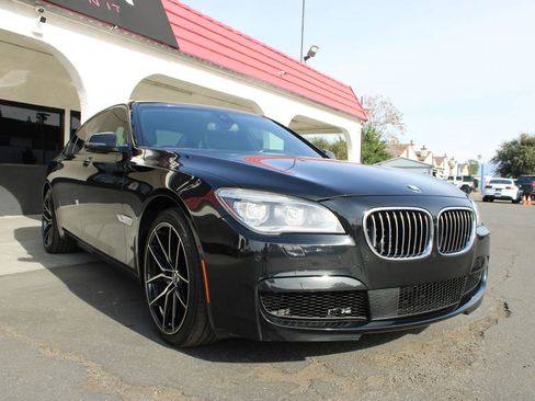 Used 2015 BMW 750Li image 6