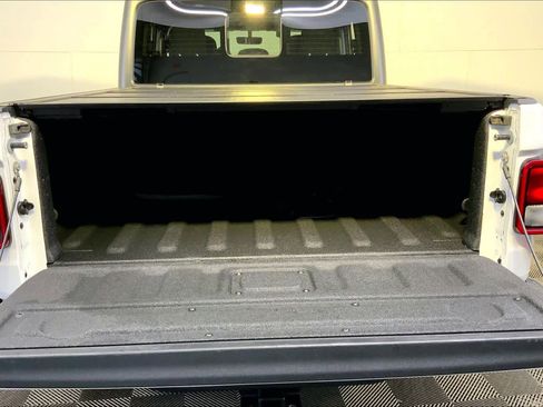 Used 2023 Jeep Gladiator Mojave w/ Cold Weather Group image 36