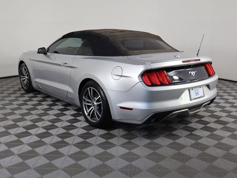 Used 2016 Ford Mustang Premium image 15
