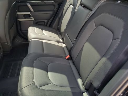 Certified 2024 Land Rover Defender 110 X-Dynamic SE AWD/4WD image 11