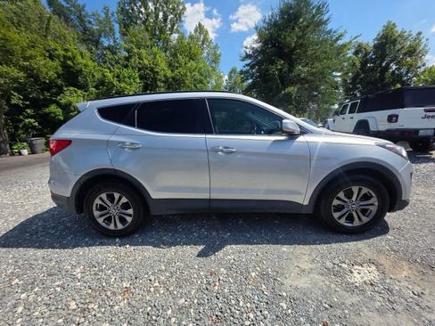 Used 2013 Hyundai Santa Fe Sport w/ Popular Equipment Pkg AWD/4WD image 4