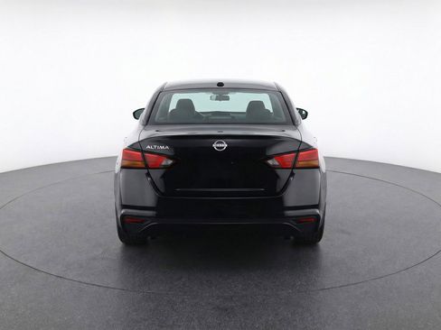 Used 2025 Nissan Altima 2.5 SV FWD image 7