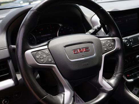 Used 2022 GMC Terrain SLT w/ LPO, Floor Liner Package AWD/4WD image 22