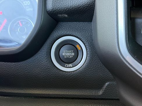 Used 2022 RAM 1500 Big Horn AWD/4WD image 19