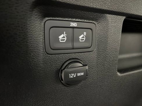 Used 2024 Kia Telluride EX w/ EX Captain's Chair Package image 48