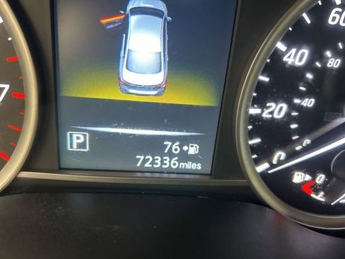 Used 2018 Nissan Sentra SR w/ SR Midnight Edition Package image 26