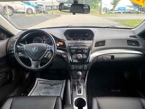 Used 2017 Acura ILX image 17
