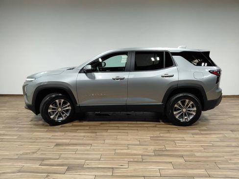 Used 2026 Chevrolet Equinox LT AWD/4WD image 16