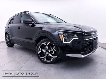 Used 2023 Kia Niro SX Touring
