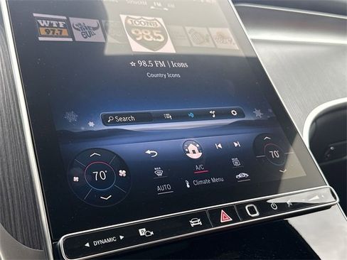 Used 2024 Mercedes-Benz GLC 300 4MATIC image 18