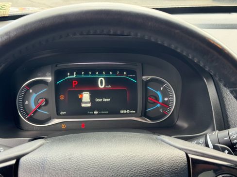 Used 2021 Honda Pilot Touring image 26