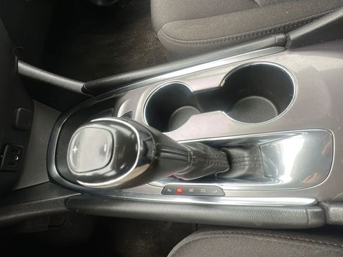 Used 2018 Chevrolet Malibu LT image 26