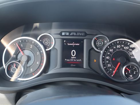 New 2026 RAM 2500 Big Horn AWD/4WD image 18