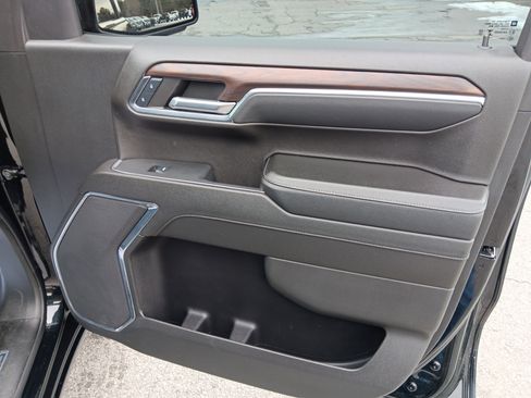 Used 2024 GMC Sierra 1500 SLT image 23