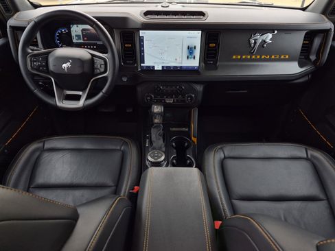 Used 2024 Ford Bronco Badlands AWD/4WD image 21
