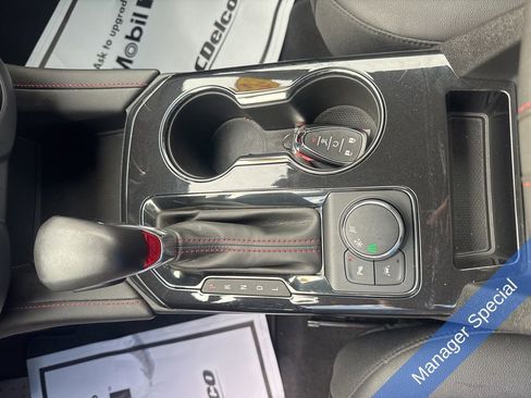 Used 2022 Chevrolet Blazer RS image 34