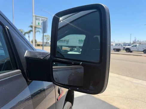 New 2026 RAM 3500 Big Horn AWD/4WD image 18