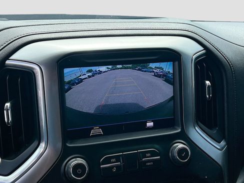 Used 2021 Chevrolet Silverado 1500 LT Trail Boss AWD/4WD image 13