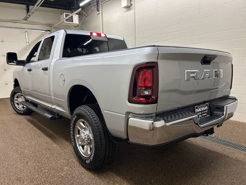 New 2026 RAM 2500 Tradesman AWD/4WD image 4