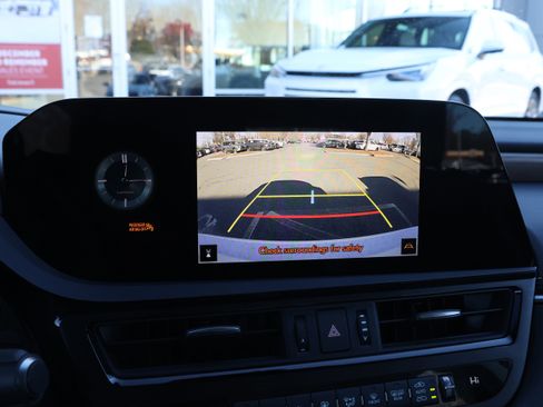 Used 2025 Lexus ES 350 w/ Premium Package image 23