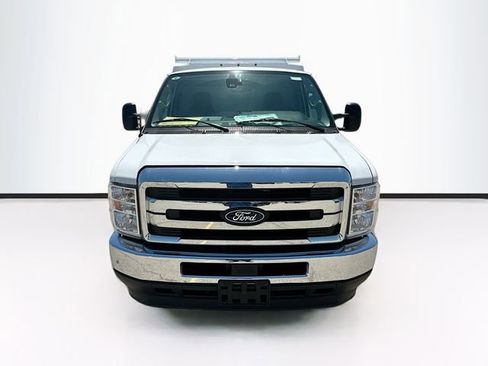 New 2026 Ford E-350 and Econoline 350 Super Duty w/ Power Equipment Group RWD image 4