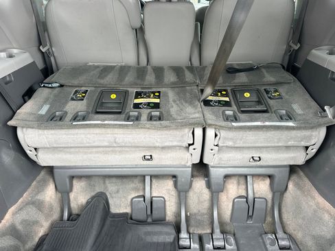 Certified 2018 Toyota Sienna XLE w/ XLE Navigation Package FWD image 20