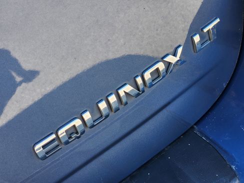 Used 2011 Chevrolet Equinox LT w/ Driver Convenience Package FWD image 12