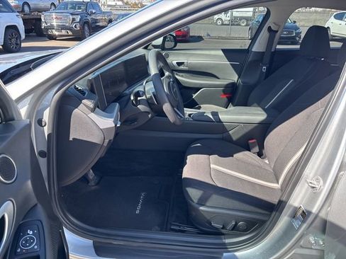 Used 2025 Hyundai Sonata SEL image 16