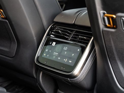 Used 2023 Rivian R1S Adventure AWD/4WD image 17