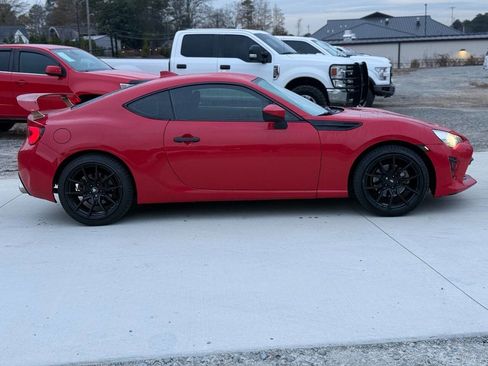 Used 2017 Toyota 86 860 Special Edition image 4