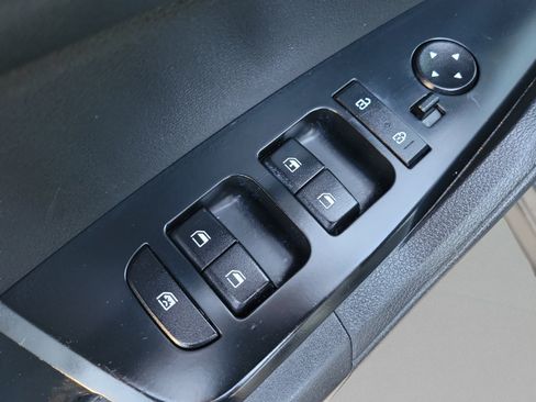 Used 2023 Kia Sportage LX FWD image 17